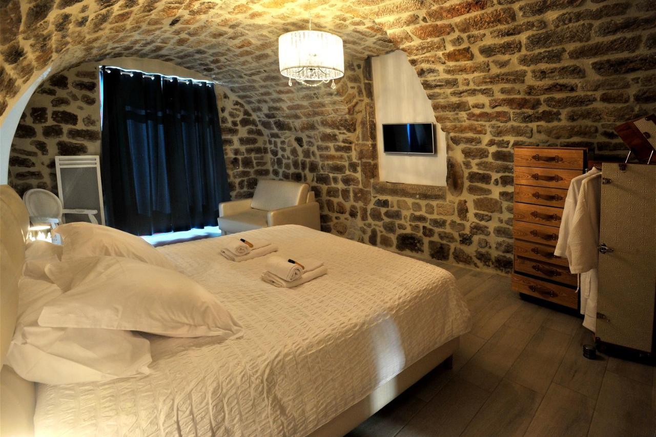 Chambre D'Hote Avec Jacuzzi Sanilhac  Kültér fotó